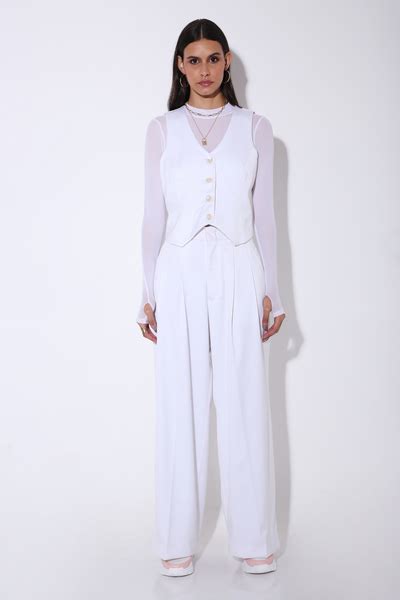 Tops – Monokrom