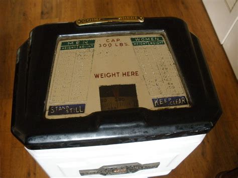 1930s era ROCKOLA PENNY COIN OP LOBOY WEIGHT SCALE – SUPERNOVA ANTIQUES