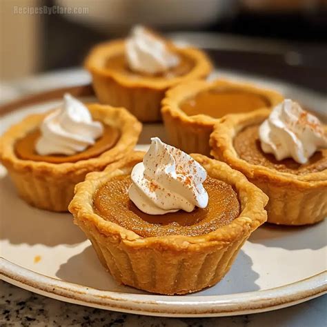 Adorable Mini Pumpkin Pies Recipe - Perfect for Thanksgiving - Recipes ...