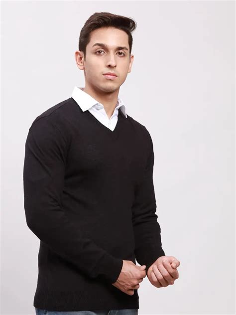 Parx Men Black Solid Wool Blend Full Sleeve V Neck Sweater – MyRaymond