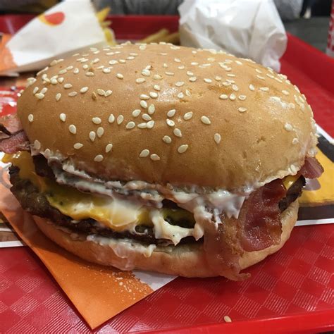 A Review A Day: Today's Review: Burger King Bacon King