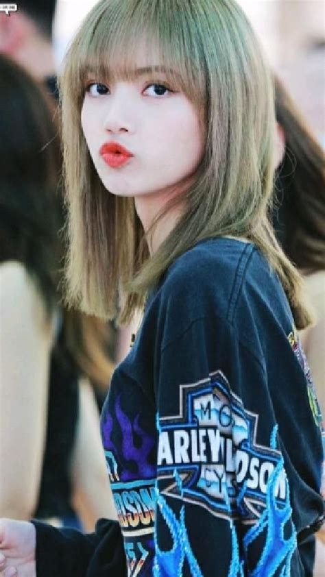Pin by 🍡⚛♡𝔂𝓾𝓺𝓲♡⚛ 🍡 on Pinuri create de tine | Blackpink lisa, Blackpink ...