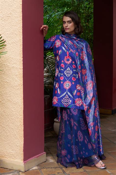 Azalea Highlight Sharara – Archana Shah