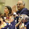 Janhvi consoles teary-eyed Boney Kapoor as Sridevi gets honoured at ...