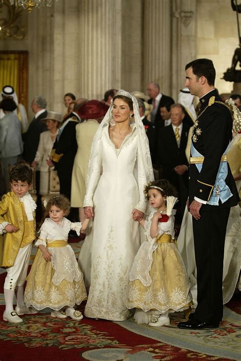 Spanish Royals | Royal wedding dress, Royal brides, Wedding dresses