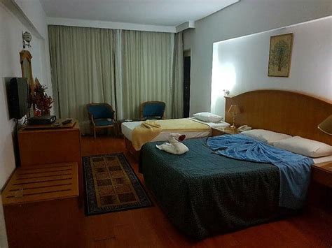 Pyramids Plaza Hotel Restaurant: Pictures & Reviews - Tripadvisor