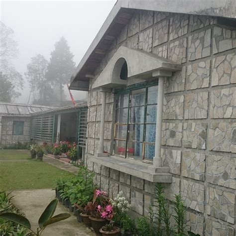 SAI HRIDYAM - A BRITISH HERITAGE BUNGALOW (Tukdah) - Guesthouse Reviews ...