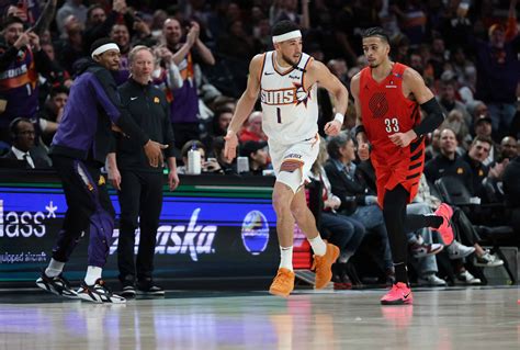 NBA: Devin Booker becomes Suns' all-time leading scorer