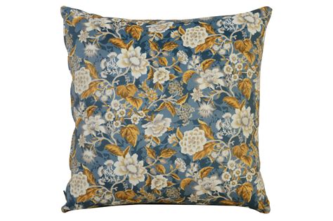 Reversible Scatter Cushion - Flora Patriot – SOFAAB.COM