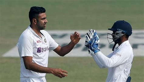 Aakash Chopra lauds R Ashwin's penchant for feats