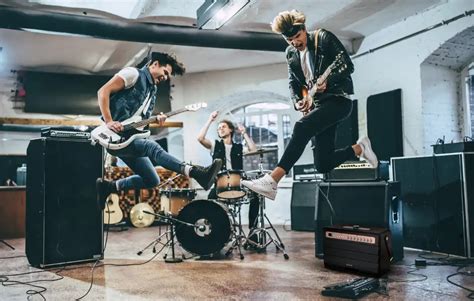 MI-X 450 Pro Enigma Rose Gold | Speaker with two wireless mic | Aiwa