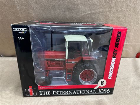 1:16 SCALE CASE IH THE INTERNATIONAL 1086 PRECISION KEY SERIES DIE-CAST ...