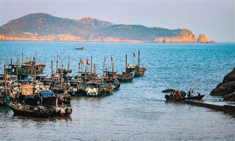 避风港内的渔船高清图片下载_红动中国