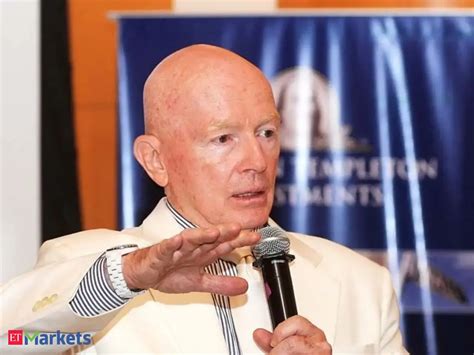 Mark Mobius sees money going into EMs from US markets - The Economic ...