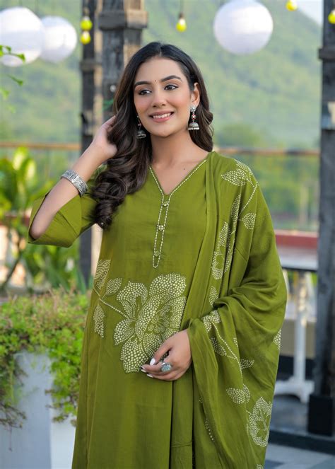 Cotton applique full suit in green– Aashvi Couture