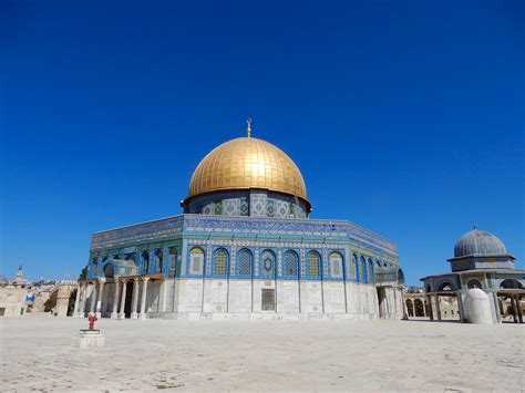 10 Must See Muslim Sites in the Holy Land | by Orit Rindner | Farewell ...