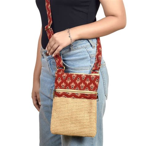 Kalamkari Sling Bag | Handcrafted Bags for Women | Bags for Women ...