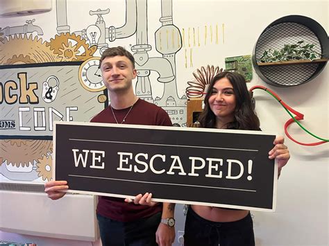 Lock & Code Escape Rooms - The Woodlands Estate