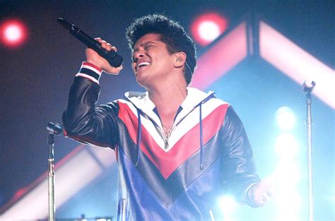 Bruno Mars Will Return to Japan in April 2018 For First Concerts in ...