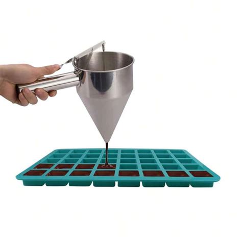 40 Cavities Square Silicone Molds, Mini Cubes Silicone Mold For ...