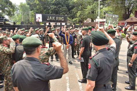 Param Vir Chakra Recipient and Last Kargil War Veteran In Service ...