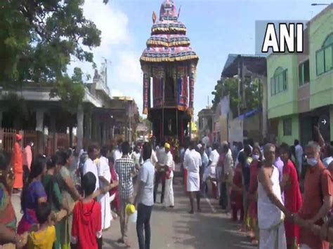 Devotees take part in chariot procession to celebrate Maha Shivaratri ...