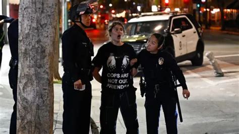 Police Make Mass Arrests in LA During Night time Curfew - Tousi TV - We ...