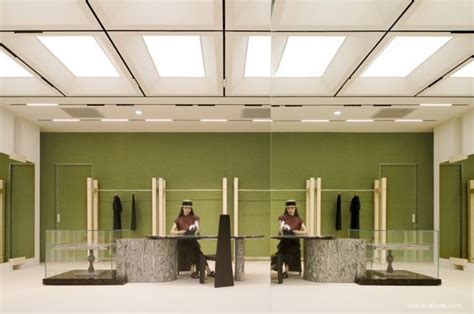 Small Store Interiro 的图像结果