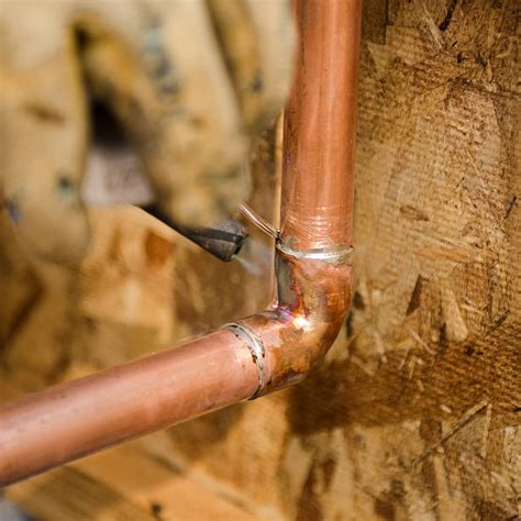 Sweating Copper Pipe 的图像结果
