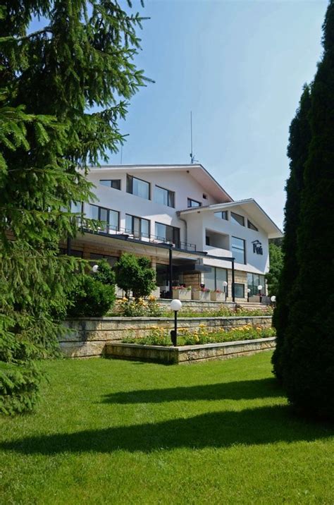 WHITE HORSE & PARADISE COMPLEX (Targovishte) - Inn Reviews & Photos ...