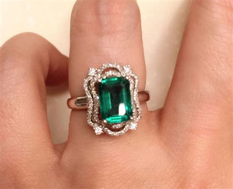 Stone Benefits: Benefits of Wearing Panna Stone Emerald | benefits of ...