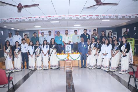 Lamp lighting & Oath Taking Ceremony - Vidhyadeep University
