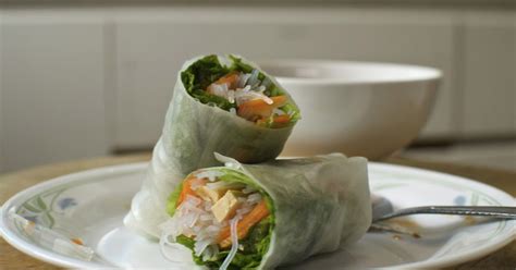 Vietnamese Salad Rolls - nutriFoodie