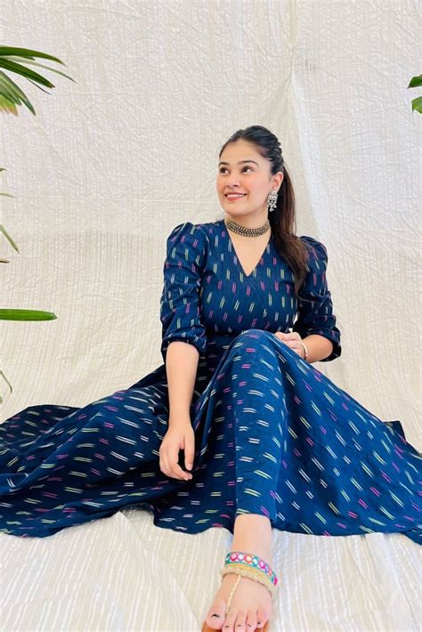 Bohemian Dream: Online Shopping for Women's Clothing