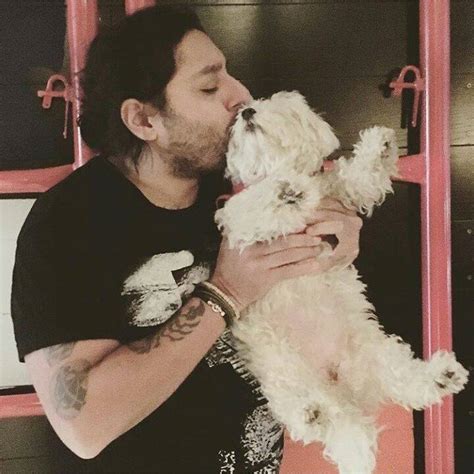 Hotelier Vikram Chatwal gets $50,000 bail for setting 2 dogs on fire in ...