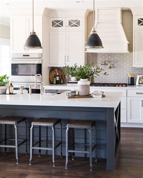 30 Beautiful Shiplap Kitchen Island Ideas For Farmhouse Elegance