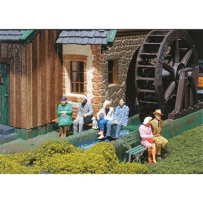 Pola 331827 Six Sitting Persons : Amazon.in: Toys & Games