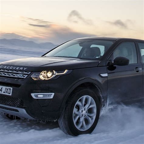 Car Review: Discovery Sport - Car Reviews