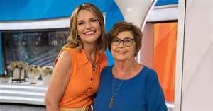 Cops Probe Possible Ransom Note in Nancy Guthrie’s Abduction