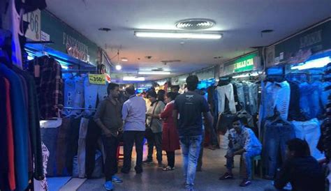 Palika Bazaar Run Out Of India's Orange Jersey | WhatsHot Delhi Ncr