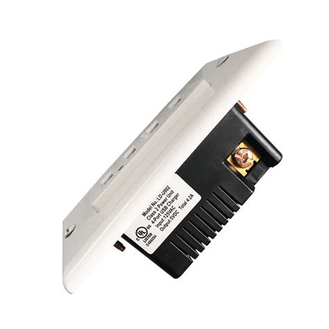 USB Plug Socket 的图像结果