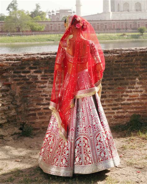 Shop now myra bridal lehenga set- Falguni Shane Peacock