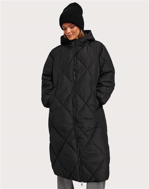 Osta Only ONLNEWTAMARA X-LONG QUILTED COAT CC - Black | Nelly.com