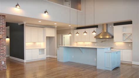 How to Choose Wood Floor Direction from Front Door - Opple House