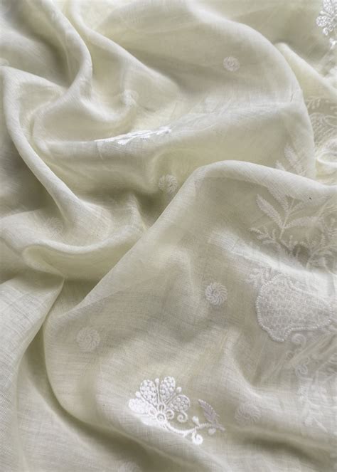 Open media 2 in modal