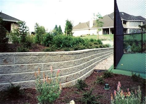 Block Retaining Wall Design 的图像结果