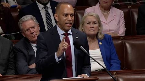 Hakeem Jeffries Delays Trump Bill Vote With Nearly 9-Hour House Speech ...
