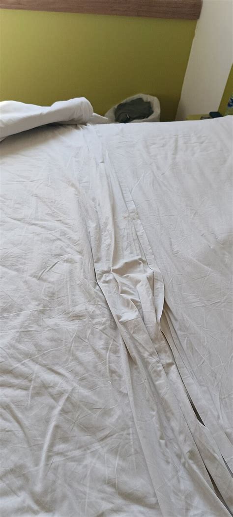 DEKA HOTEL SURABAYA HR MUHAMMAD (Java) - Hotel Reviews, Photos, Rate ...