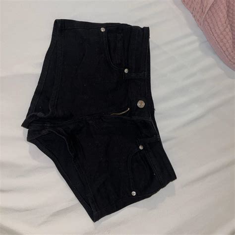 low rise black short shorts from H&M super cute for... - Depop