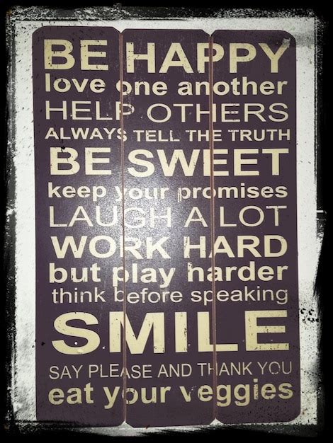 Information Sign 的图像结果